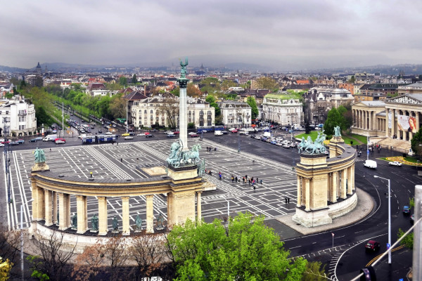 Budapest city views — private tour from Prague